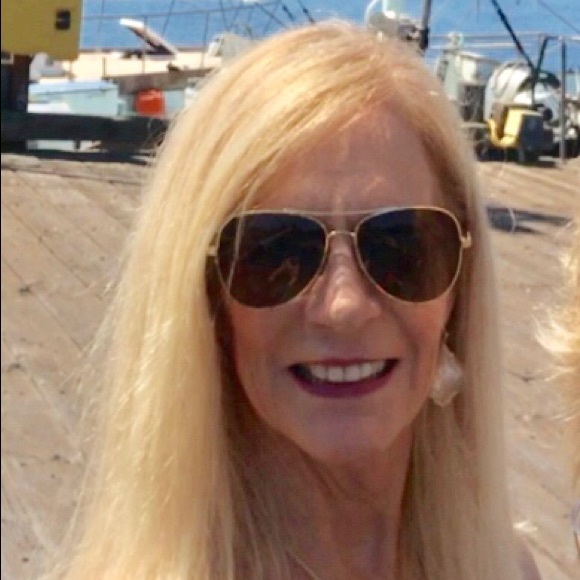 Meet your Posher, Wendy - Picture 1 of 1